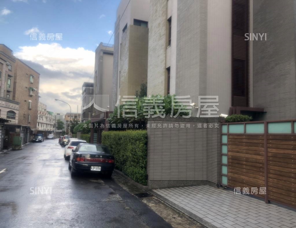 禾興松月社區外觀及周邊環境