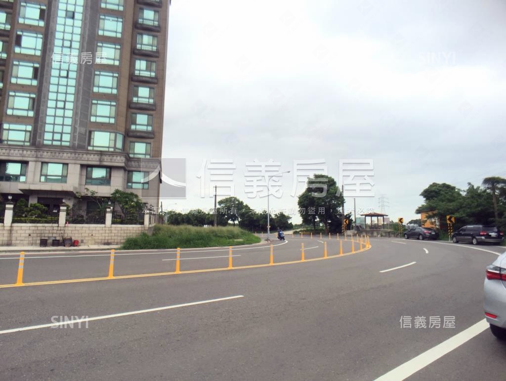 宜誠湖水岸社區外觀及周邊環境