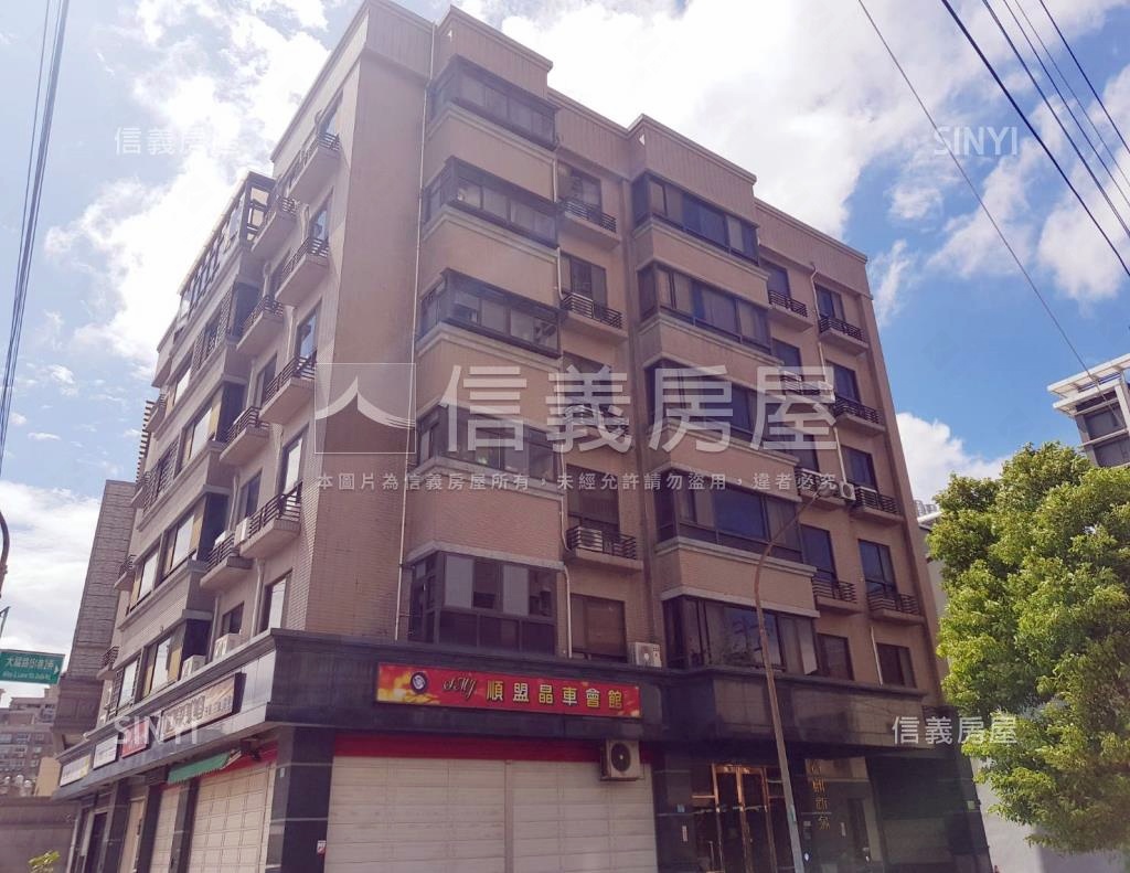 育麒新象社區外觀及周邊環境