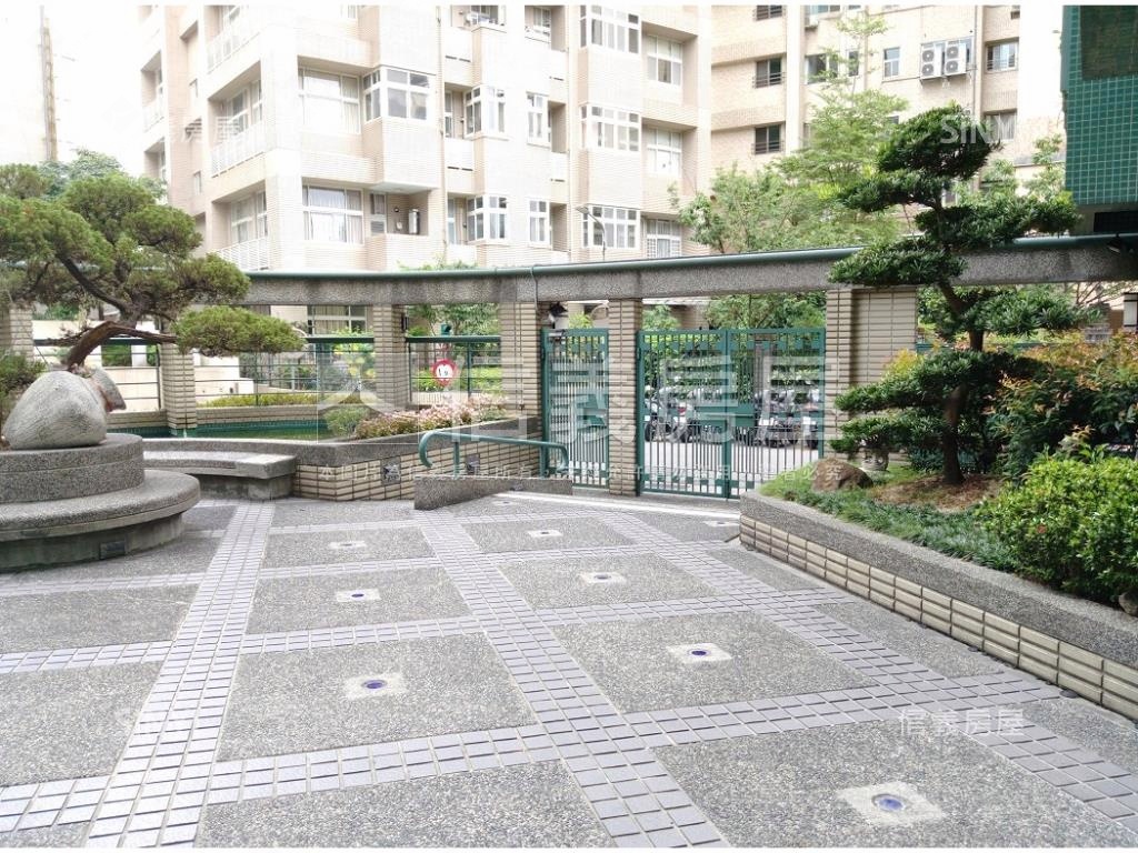 大湖漢象社區外觀及周邊環境