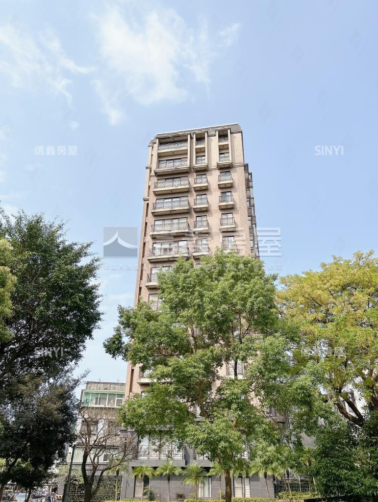 千鴻逸品社區外觀及周邊環境
