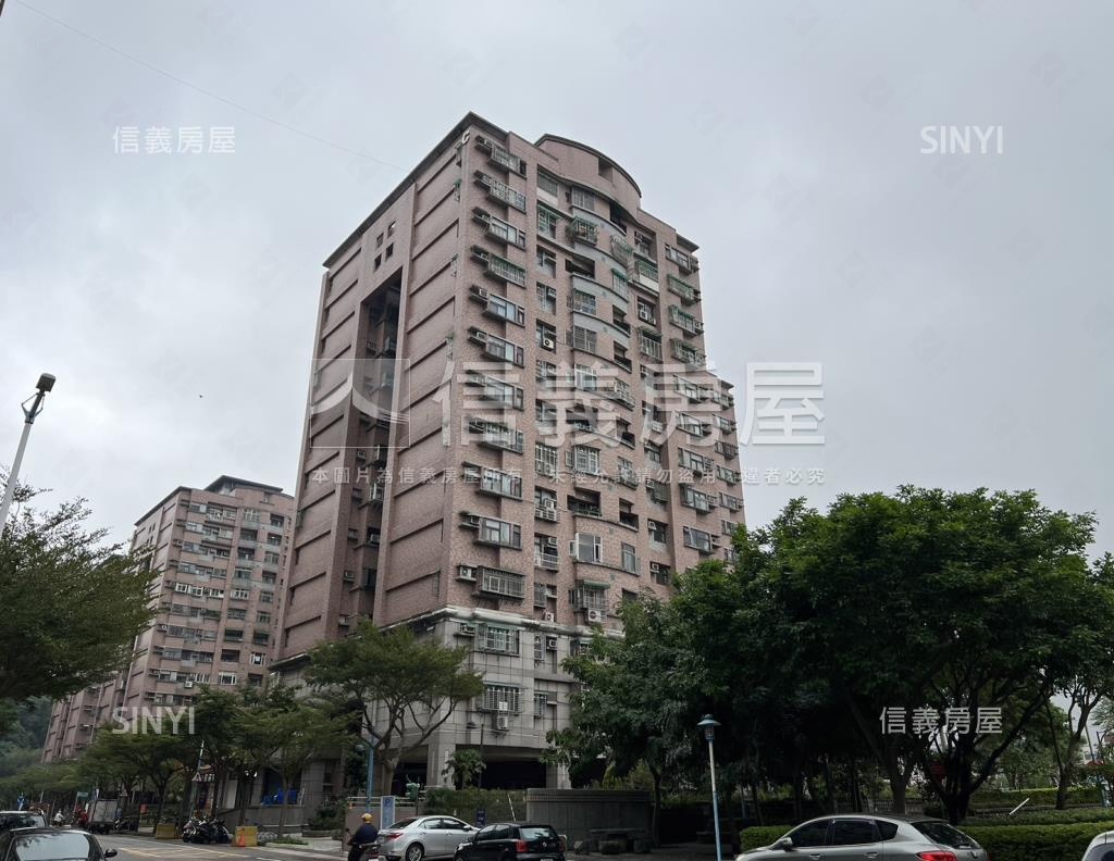 陸光新城C區社區外觀及周邊環境