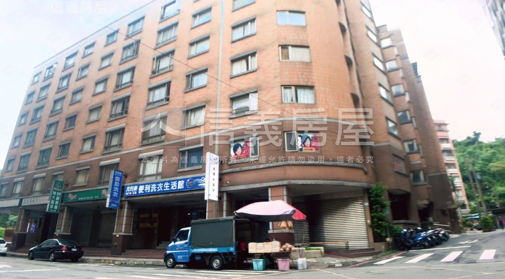 仁愛龍門社區外觀及周邊環境