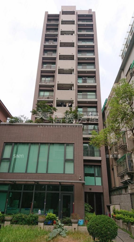 21行館社區外觀及周邊環境