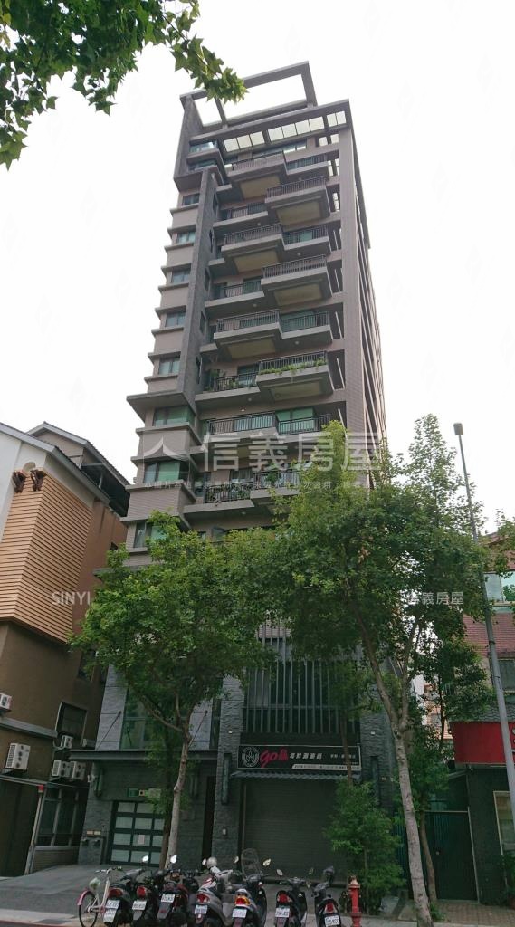 21行館社區外觀及周邊環境