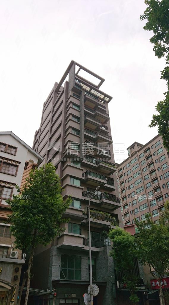 21行館社區外觀及周邊環境