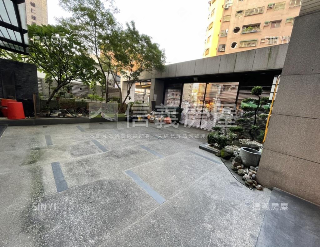 寬庭大廈社區外觀及周邊環境