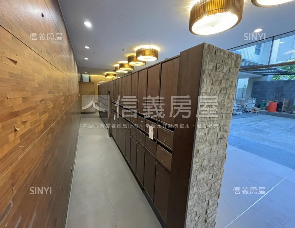 寬庭大廈社區外觀及周邊環境