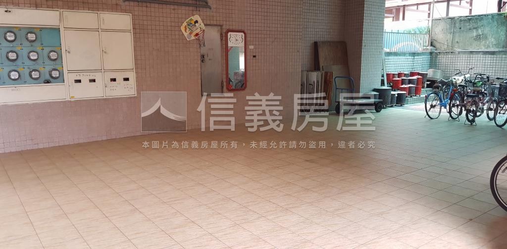 台北居易一期社區外觀及周邊環境