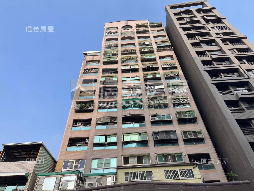 啟安你和我社區外觀及周邊環境