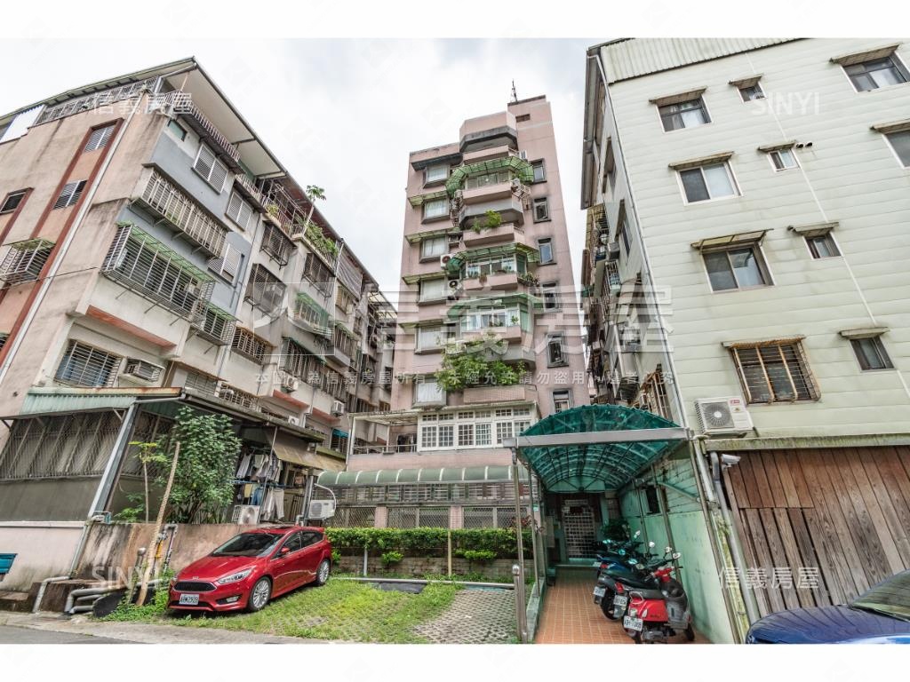 萬安國宅社區外觀及周邊環境