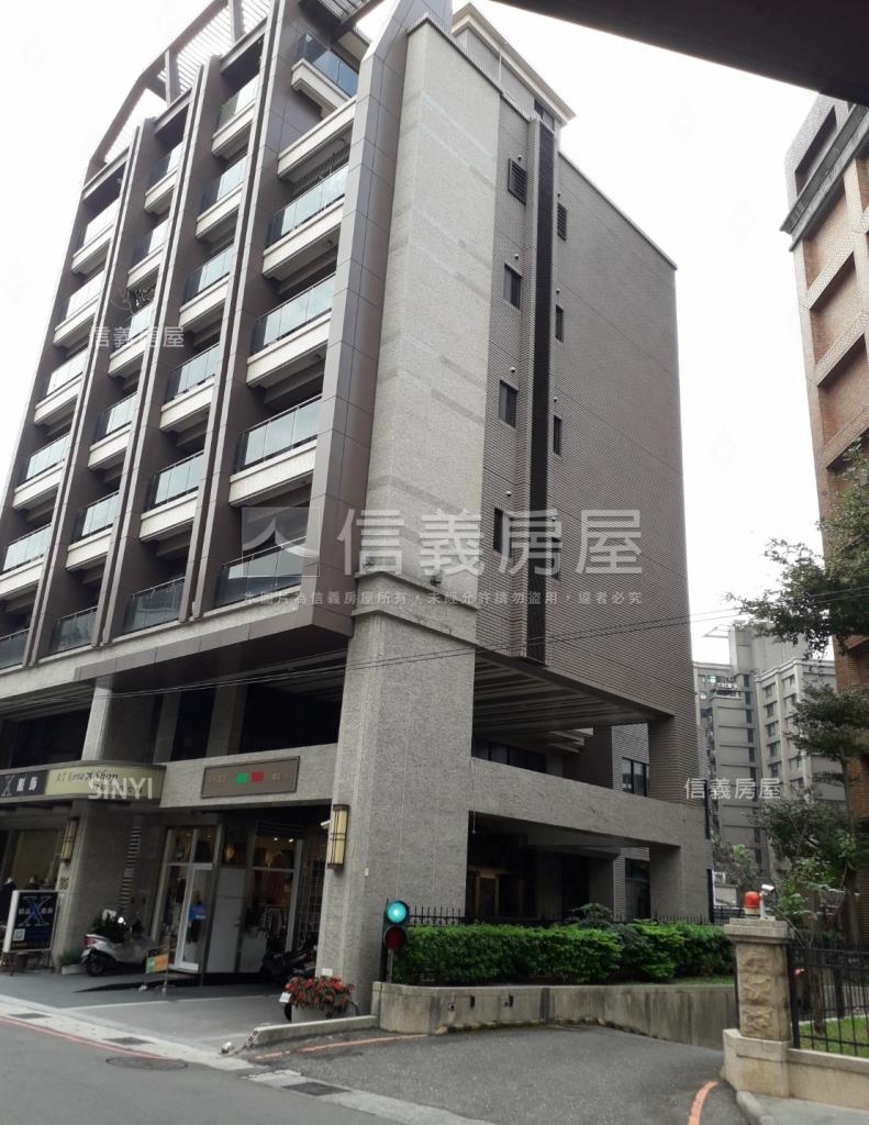 台北大公園社區外觀及周邊環境