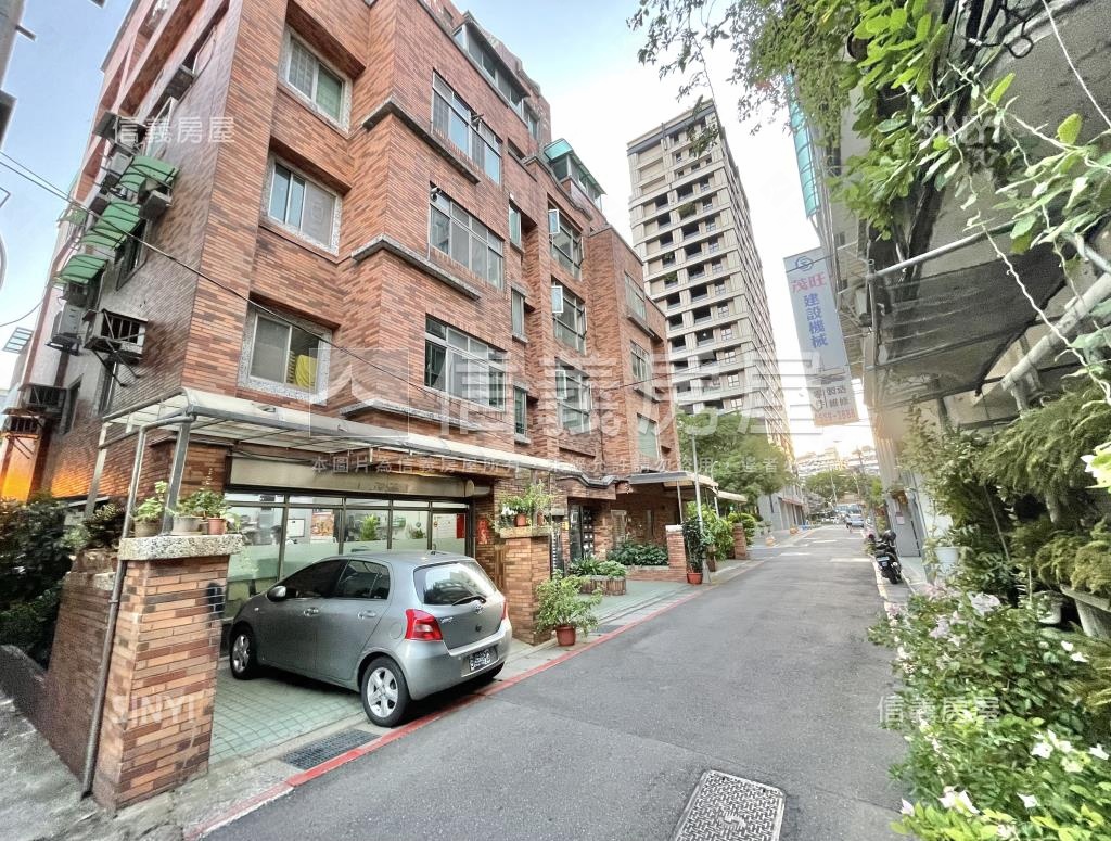 承德路二段75巷華廈社區外觀及周邊環境