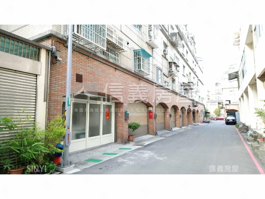 總督府第五期A區社區外觀及周邊環境