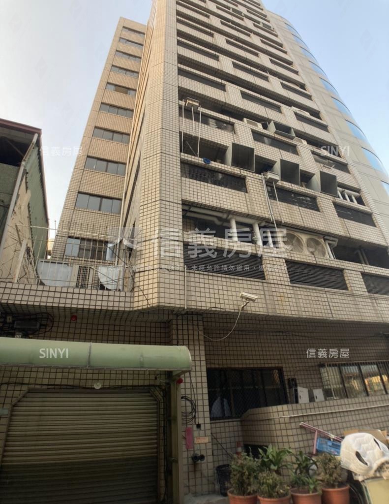 泛美企業寶座社區外觀及周邊環境