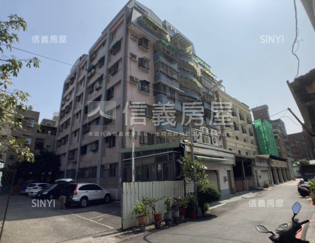皇郡御花園社區外觀及周邊環境