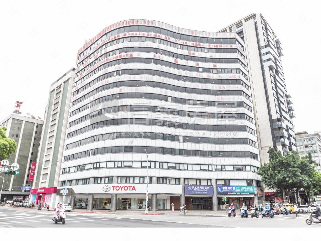 三傑大廈社區外觀及周邊環境