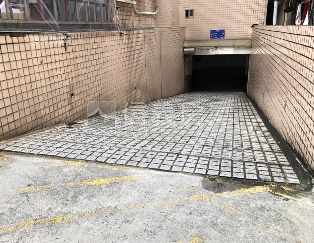 老戲台大廈社區外觀及周邊環境