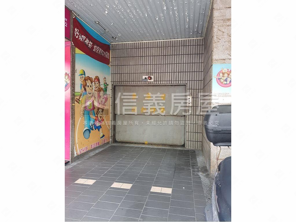 富邑大樓社區外觀及周邊環境