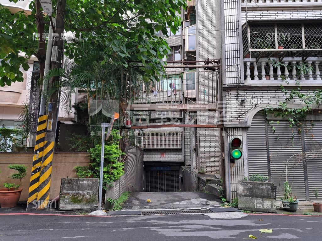 翠堤香檳社區外觀及周邊環境