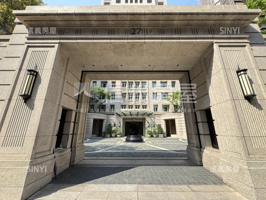 文心信義社區外觀及周邊環境