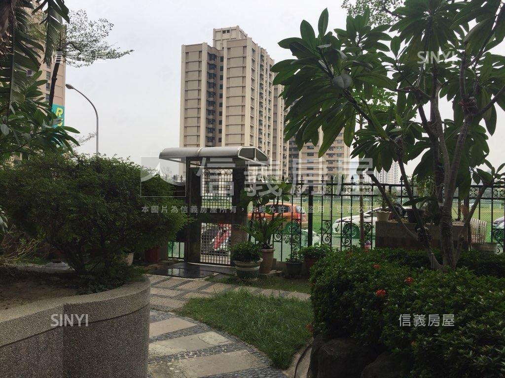 五甲之寶社區外觀及周邊環境