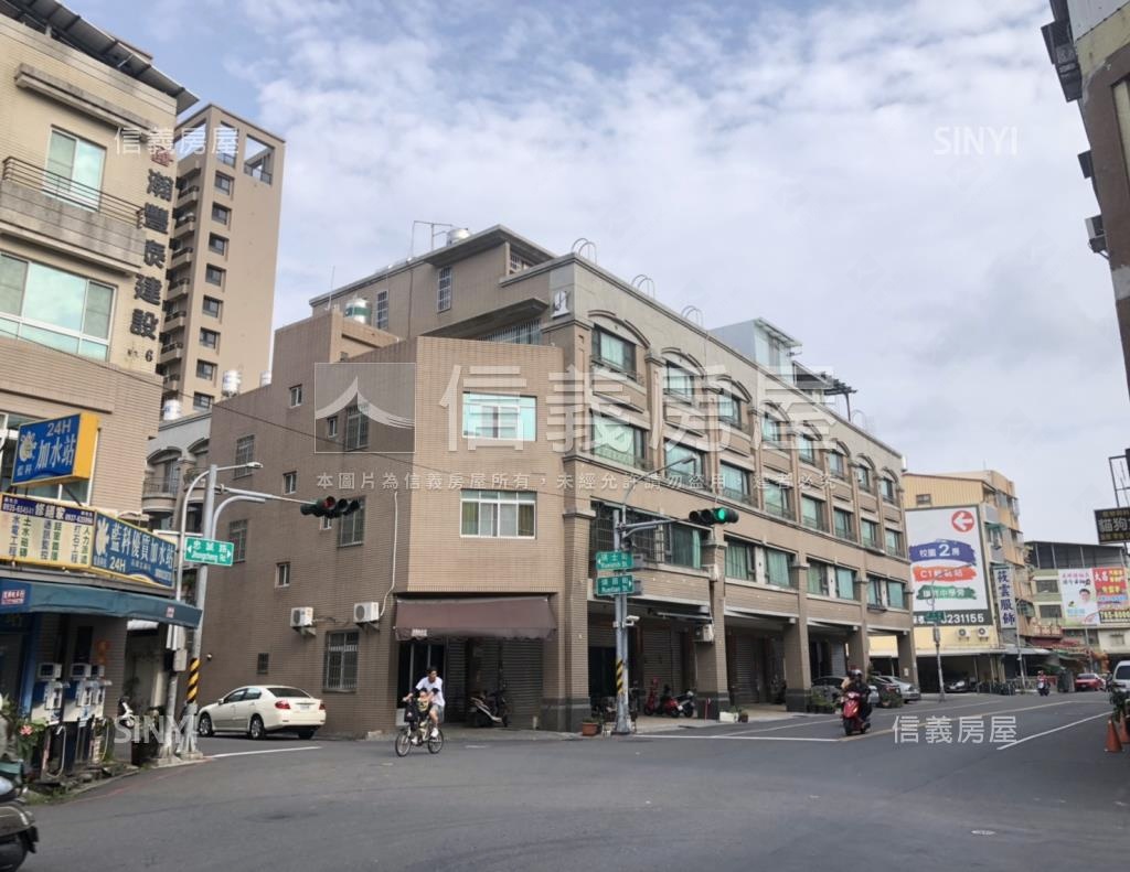 皇苑忠誠路透天社區外觀及周邊環境