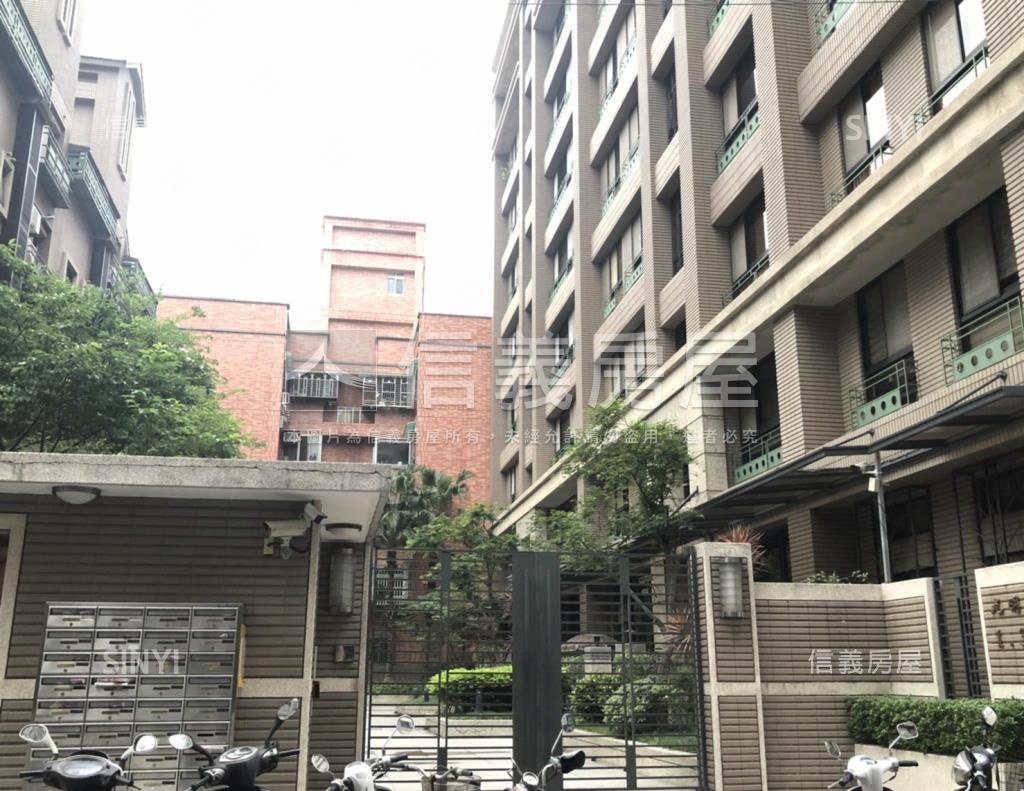 博覽家六期-B區社區外觀及周邊環境