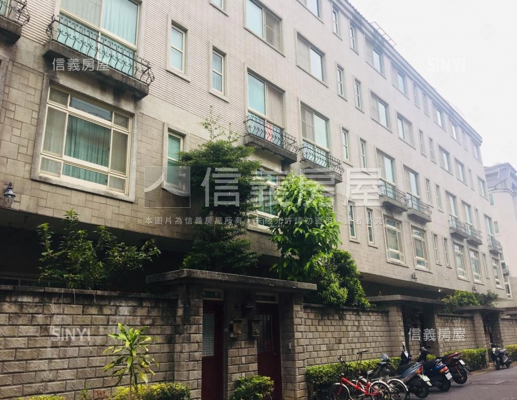大硯人文行館-東區社區外觀及周邊環境