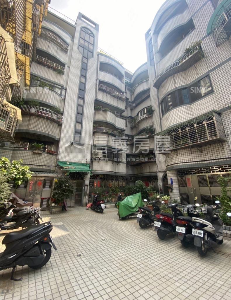 碧瑤宏都社區外觀及周邊環境