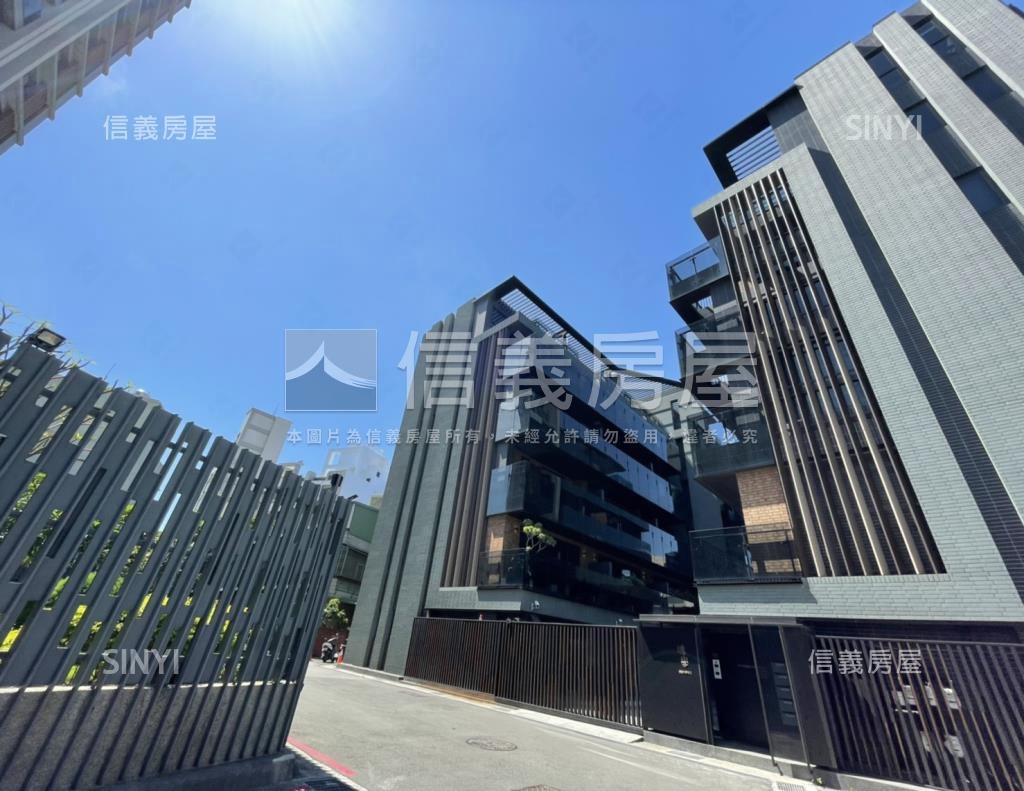 鴻學社區外觀及周邊環境