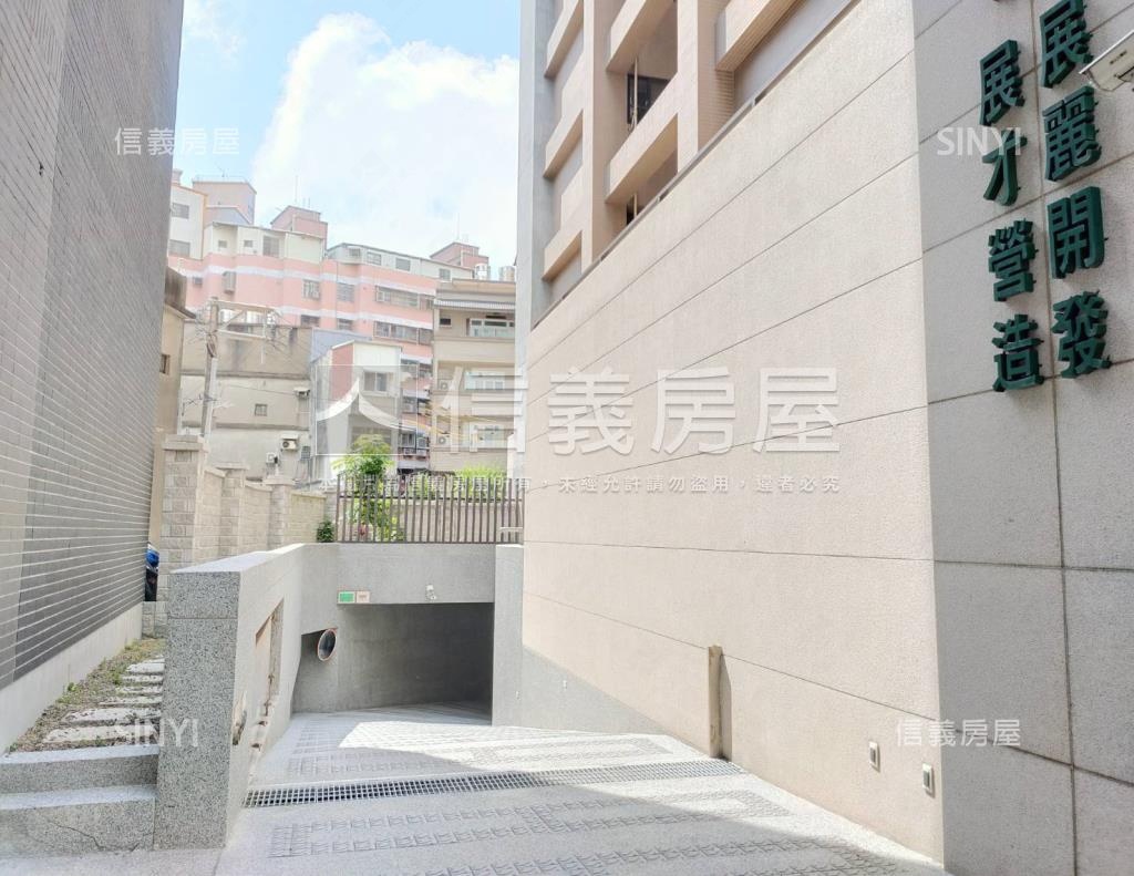 掬園社區外觀及周邊環境