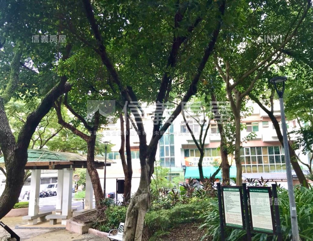 彩虹麗園社區外觀及周邊環境