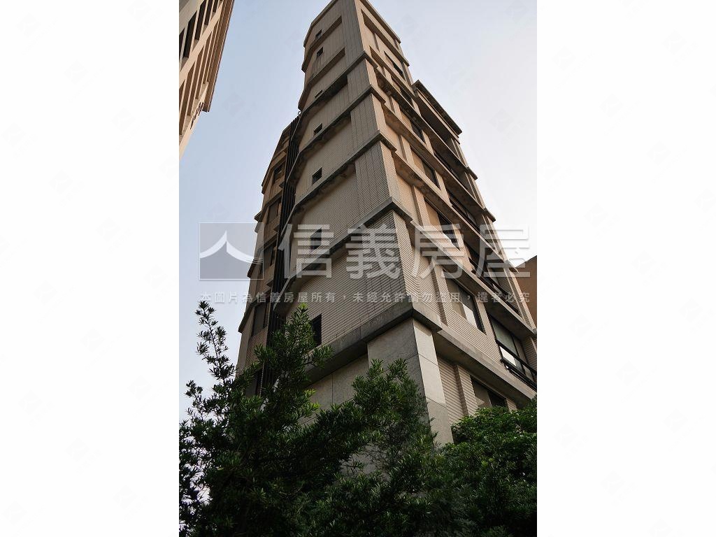 上河曼哈頓(華廈)社區外觀及周邊環境