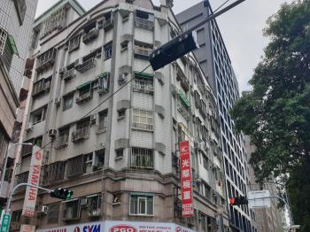 名門華廈