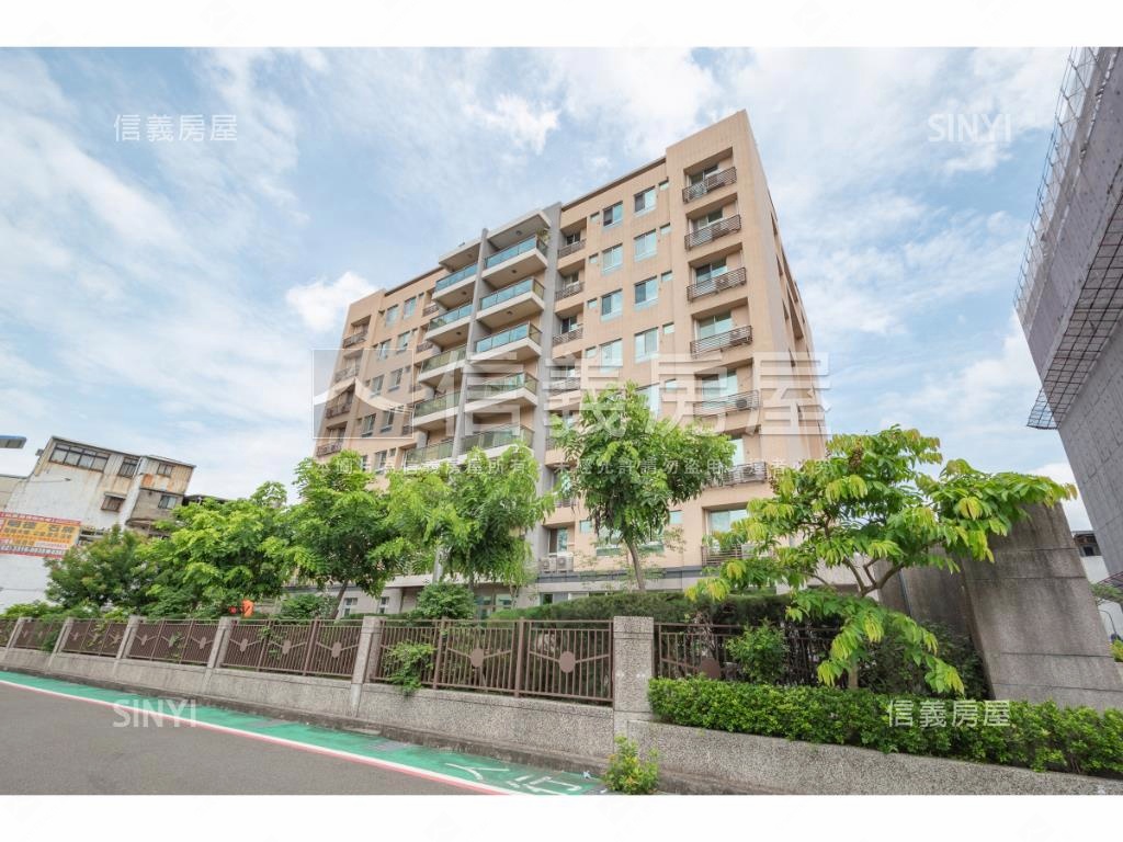 明德御邸社區外觀及周邊環境