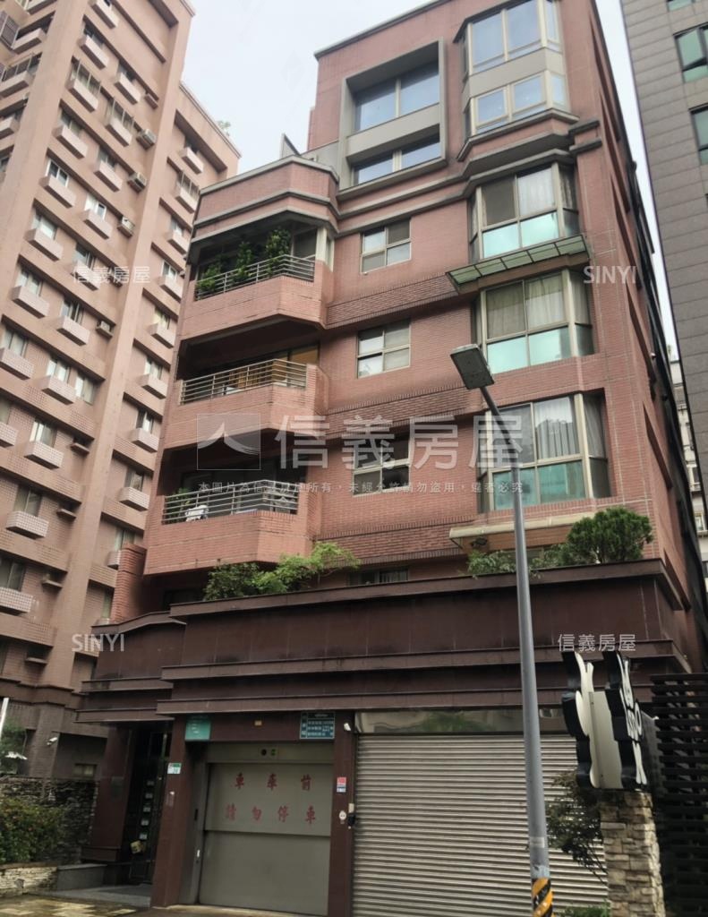邑品社區外觀及周邊環境