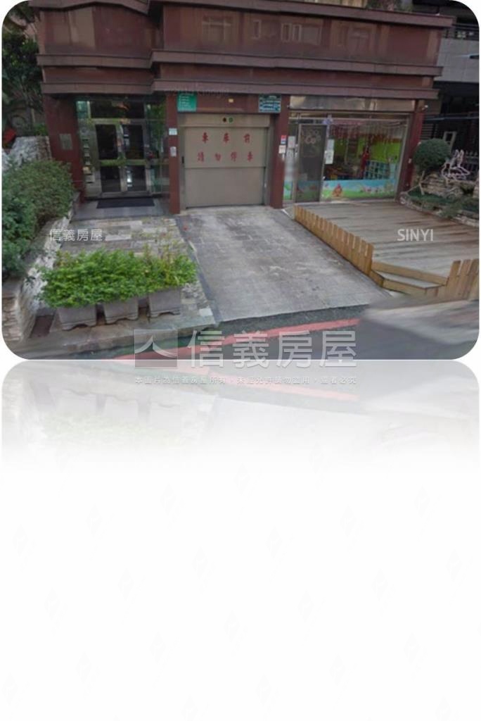 邑品社區外觀及周邊環境