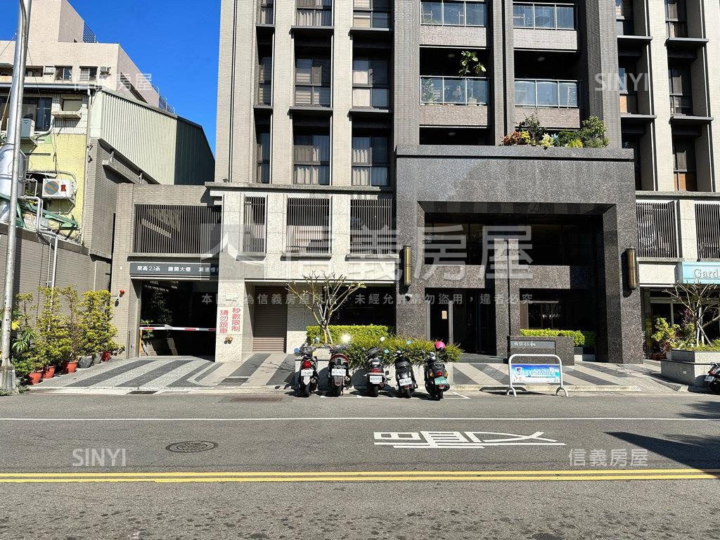 侑信仁和社區外觀及周邊環境