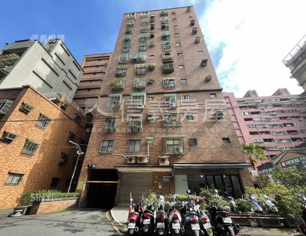 中安大樓社區外觀及周邊環境