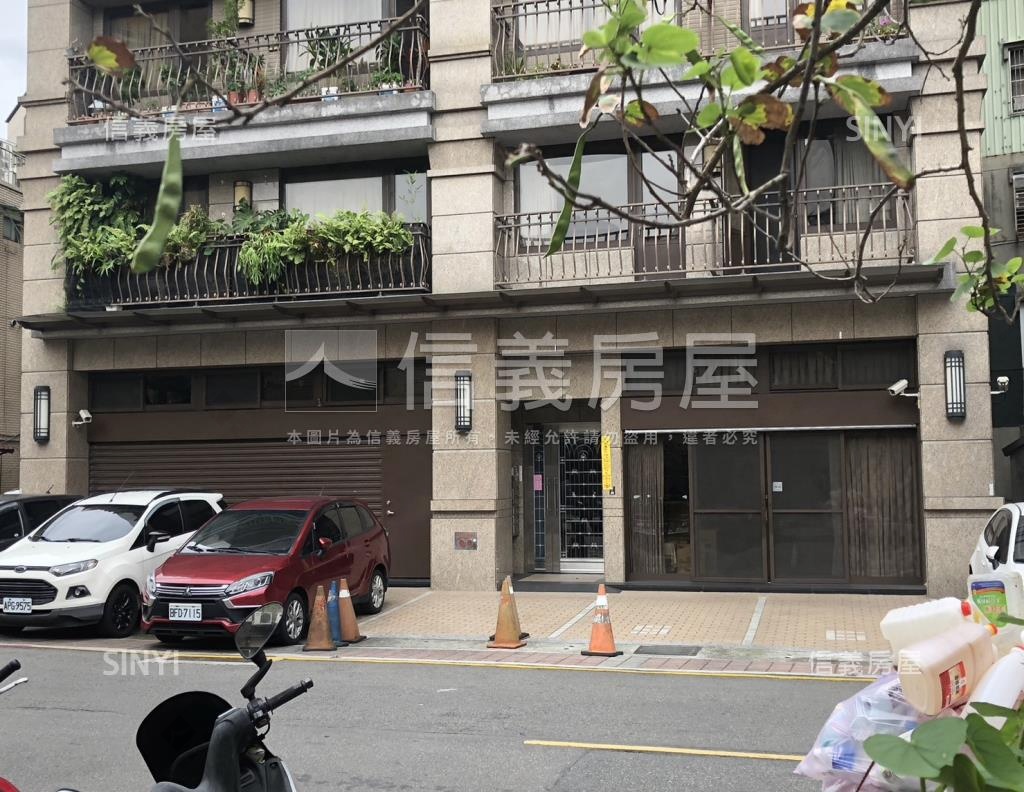 萬運通華廈社區外觀及周邊環境