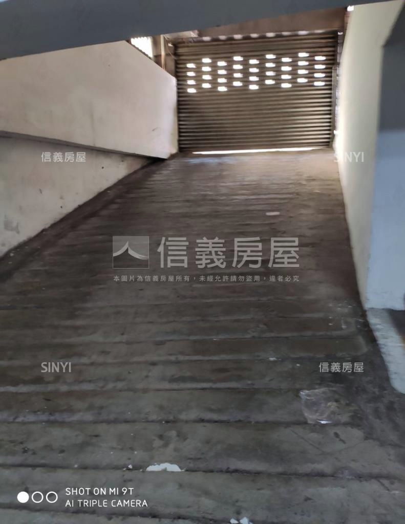 富民路145巷35弄15號華廈社區外觀及周邊環境