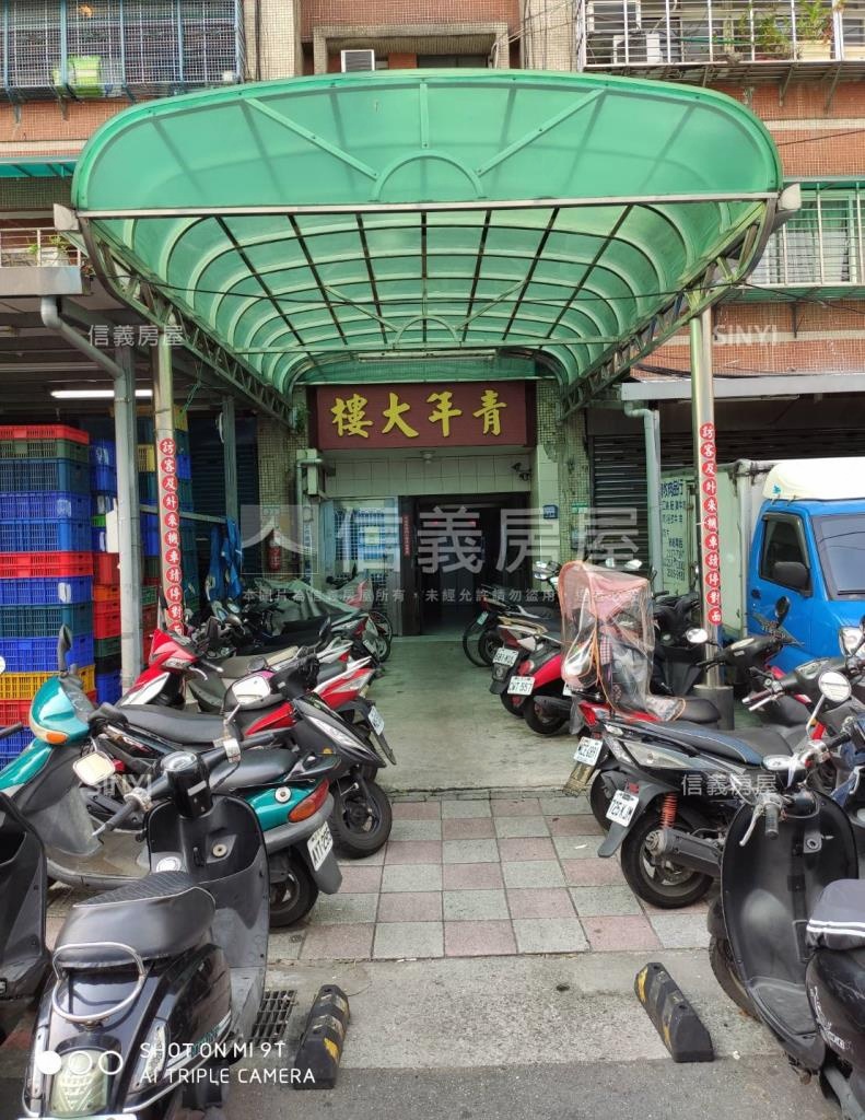 青年大樓社區外觀及周邊環境