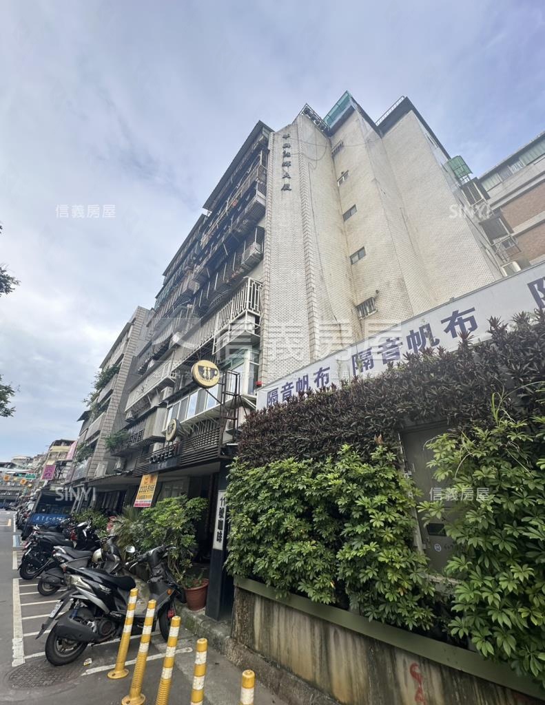 雅園社區外觀及周邊環境