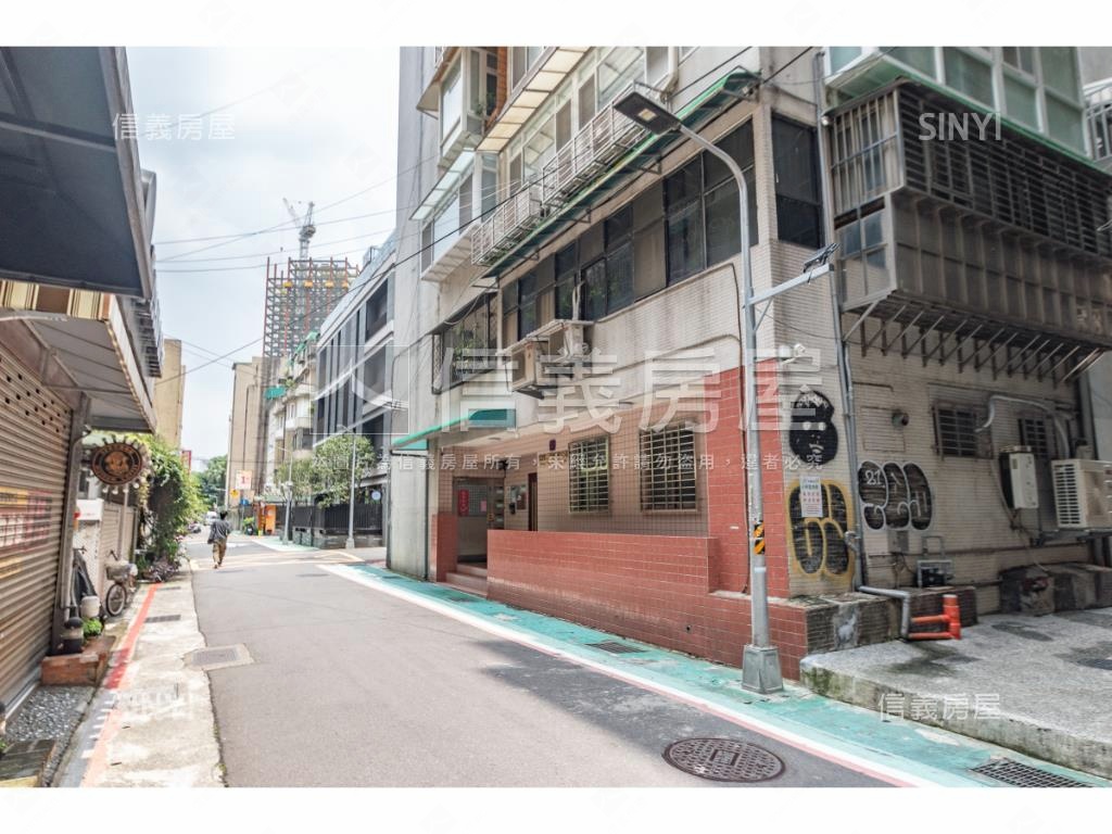 仁愛CASA社區外觀及周邊環境