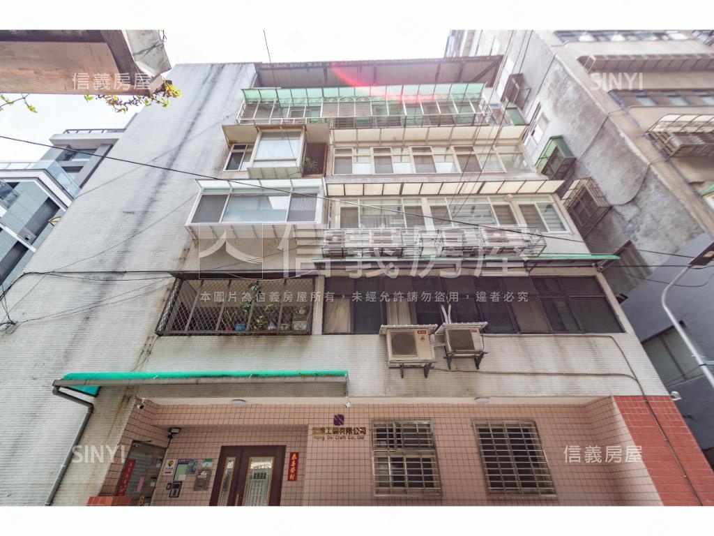 仁愛CASA社區外觀及周邊環境