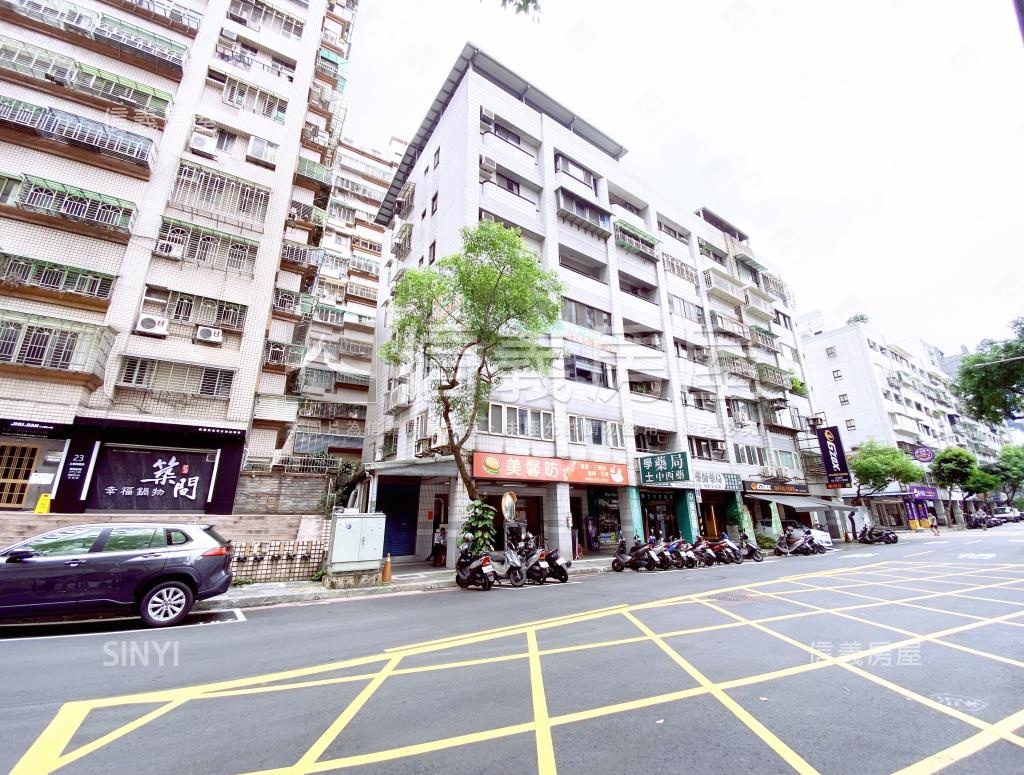 國泰富貴世家G棟社區外觀及周邊環境