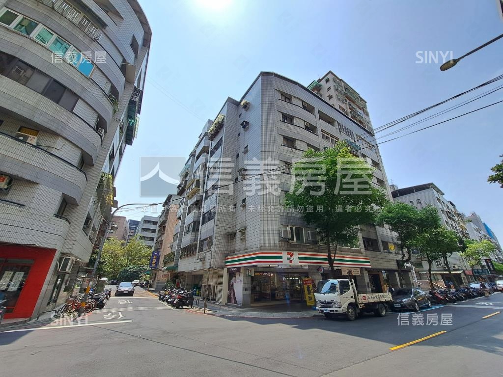 學士路15巷華廈社區外觀及周邊環境