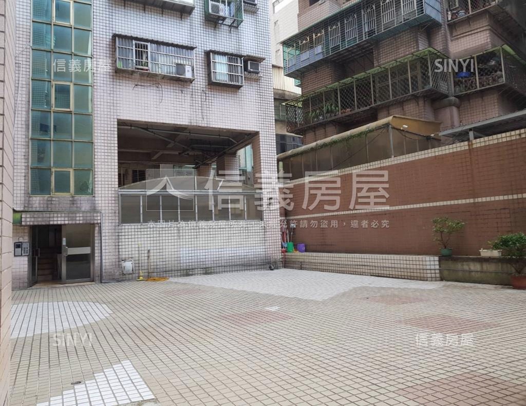 台北小天地第一期社區外觀及周邊環境