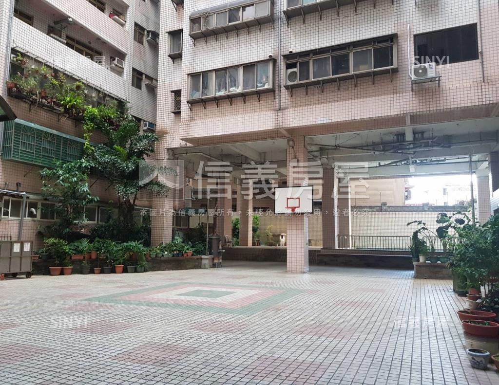 台北小天地第二期社區外觀及周邊環境